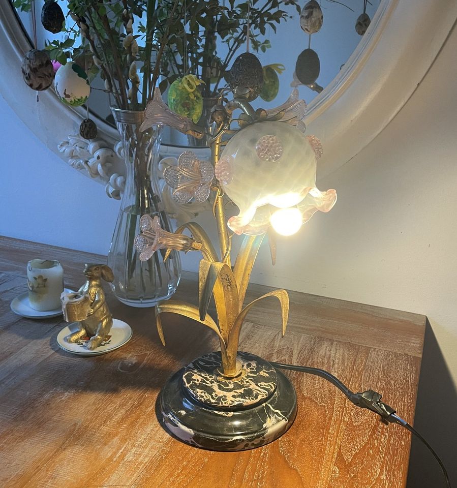 Tischlampe, Jugendstil, Glas Blumen, Mamorsockel in Hamburg