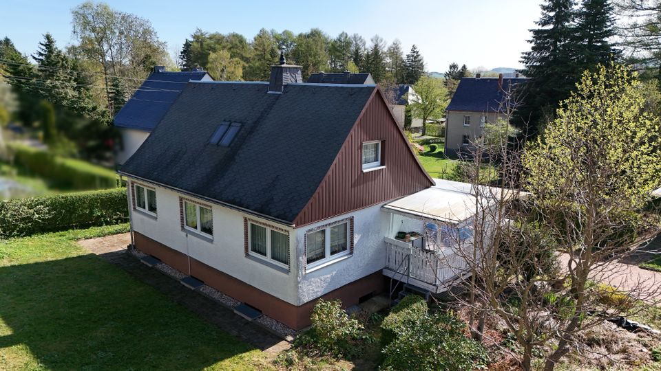 Gemütliches Einfamilienhaus mit Garage und schönem Garten in ruhiger Lage in Marienberg in Marienberg