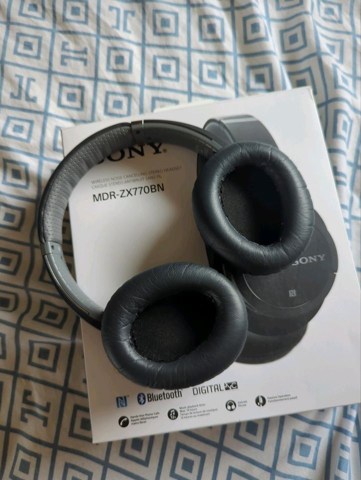 Sony MDR-ZX770BN in Berlin