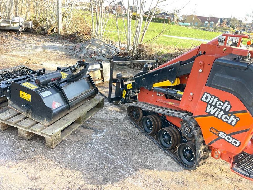 Ditch Witch SK 600 Kettenlader / Skid Steer / Fräse in Eckernförde