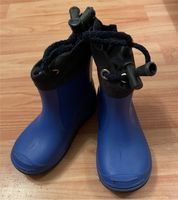 Kinder Gummistiefel Größe 20 in blau/schwarz Niedersachsen - Bergen Vorschau