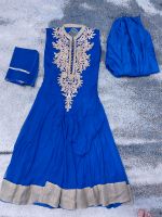 Neuwertiges indisches Suit/Kleid 3-teilig dunkelblau Größe 36 Aubing-Lochhausen-Langwied - Aubing Vorschau