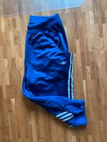 Kurze blaue Adidas Hose Hamburg-Nord - Hamburg Alsterdorf  Vorschau