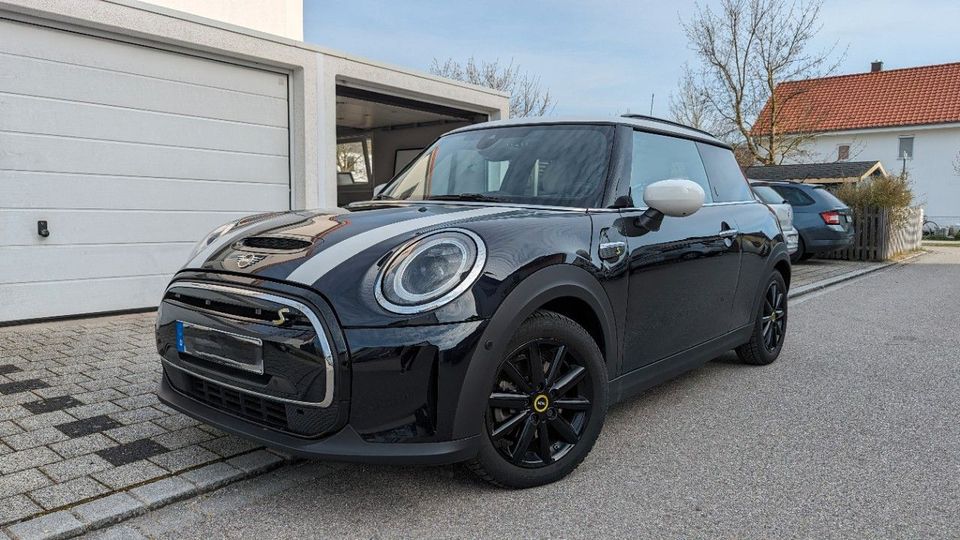 MINI Cooper SE Yours Trim sportl. Schick TOP Ausstat. in Emmering