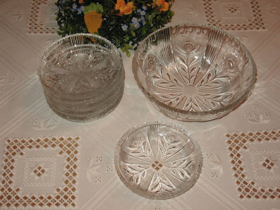 Dekorative Glasschale Glasteller Obstschale Kuchenteller Gebäck in Georgsmarienhütte