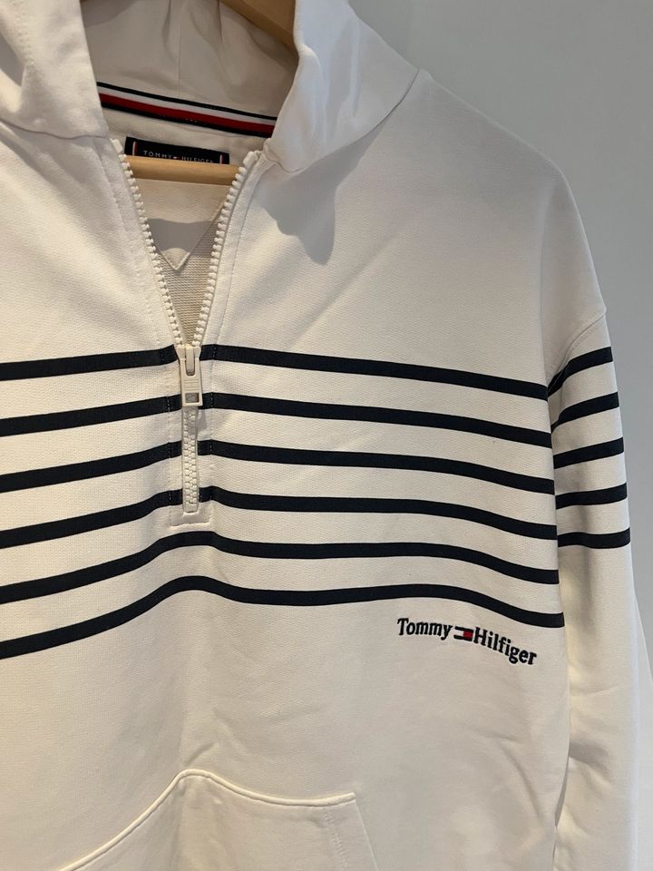 Tommy Hilfiger Jungen Pullover Troyer Hoodie gr. 176 NEUWERTIG in Zeven