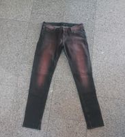 GUESS Beverly Skinny Gr 29 schwarz rot  Jeans Hose Ankle Länge Bayern - Aiterhofen Vorschau