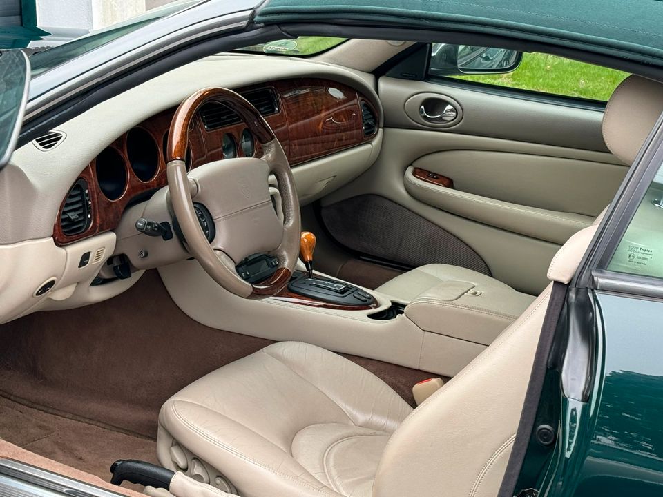 Jaguar XKR originaler Topzustand British Racing Green in Hagen