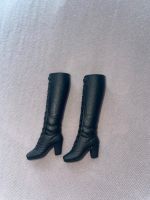 Barbie Puppe Mattel Stiefel schwarz 90er Schuhe Sammler Nordrhein-Westfalen - Weilerswist Vorschau