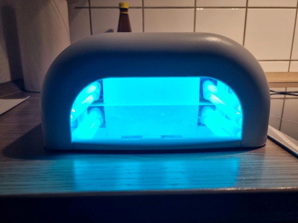 Jolifin UV Lampe + UV Nagellack in Dortmund