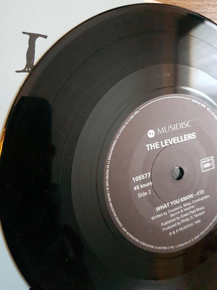 7" Vinyl Single The Levellers 1990 World Freak Show in Hamminkeln