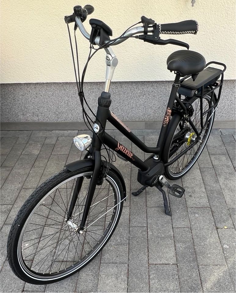 GAZELLE MISS GRACE C7 + E BIKE,BOSCH 400WH AKKU , 50NM, RH 59 in Marl