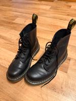 Dr. Martens Stiefel Gr. 41 Hessen - Hatzfeld (Eder) Vorschau