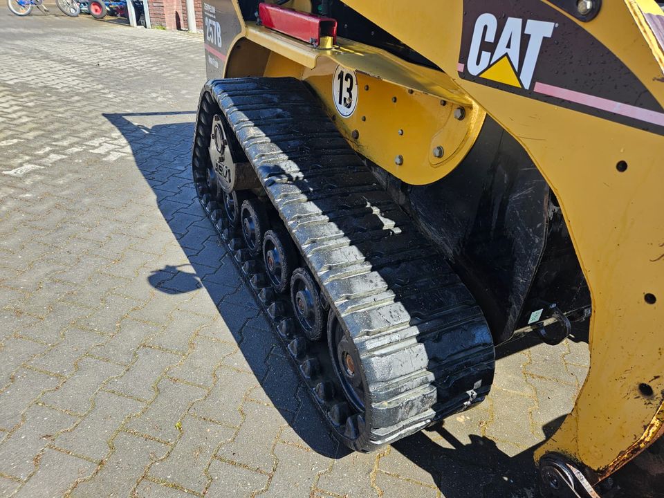 Caterpillar 257B High flow raupenlader kompaktlader in Niederkrüchten