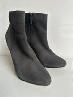 LODI Plateau Stiefeletten Trendfarbe grau Velour Leder 41 40 neu Deggendorf - Mietraching Vorschau