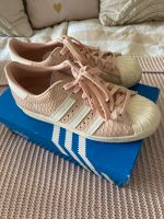 Adidas Superstar rosa Schlangenoptik Berlin - Steglitz Vorschau