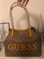 NEU | Originale GUESS Vikky Handtasche in braun/marigold Hamburg-Nord - Hamburg Winterhude Vorschau