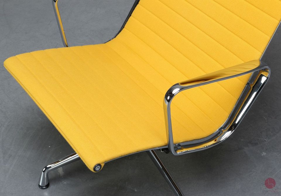 Vitra Eames Aluminium chair EA 124 Lounge Sessel Gelb Hopsak TOP in Würzburg