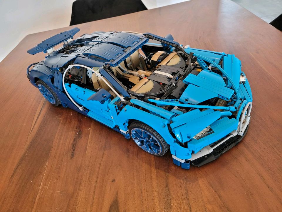 Lego Technic Bugatti Chiron 42083 in Ludwigshafen