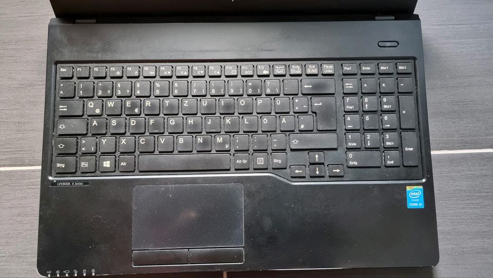 Fujitsu Lifebook A555 I5 defekt in Villingen-Schwenningen