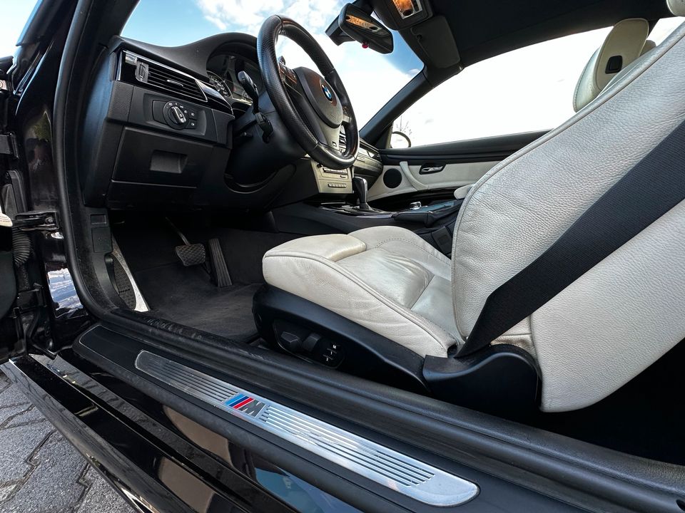 BMW E93 330i M-Paket, BMW-Individual in Karlstadt