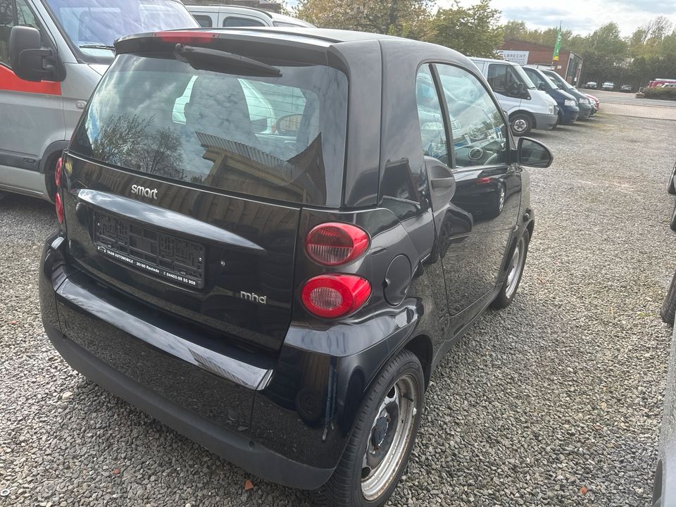 Smart  fortwo coupe Micro Hybrid Drive 45kW Bj 2010 in Rastede
