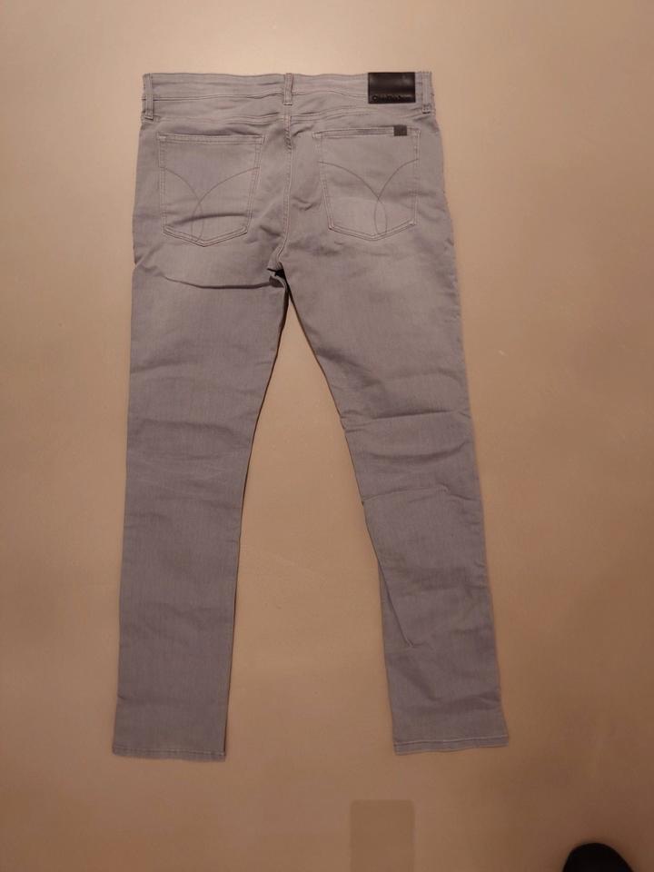 Clavin Klein Jeans Slim Straight Light Grey Stretch W36 L34 in Berg