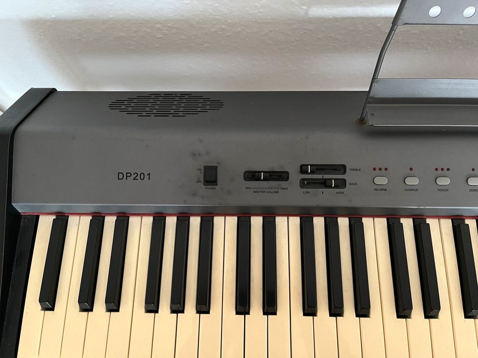 E-Piano Hemingway in Solms