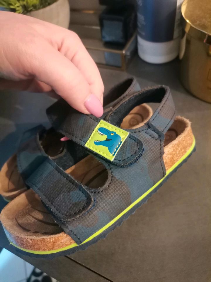 Sandalen für Jungen  Gr 26 in Bremerhaven