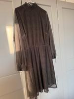 Damen Kleid Größe 48/50 Niedersachsen - Celle Vorschau