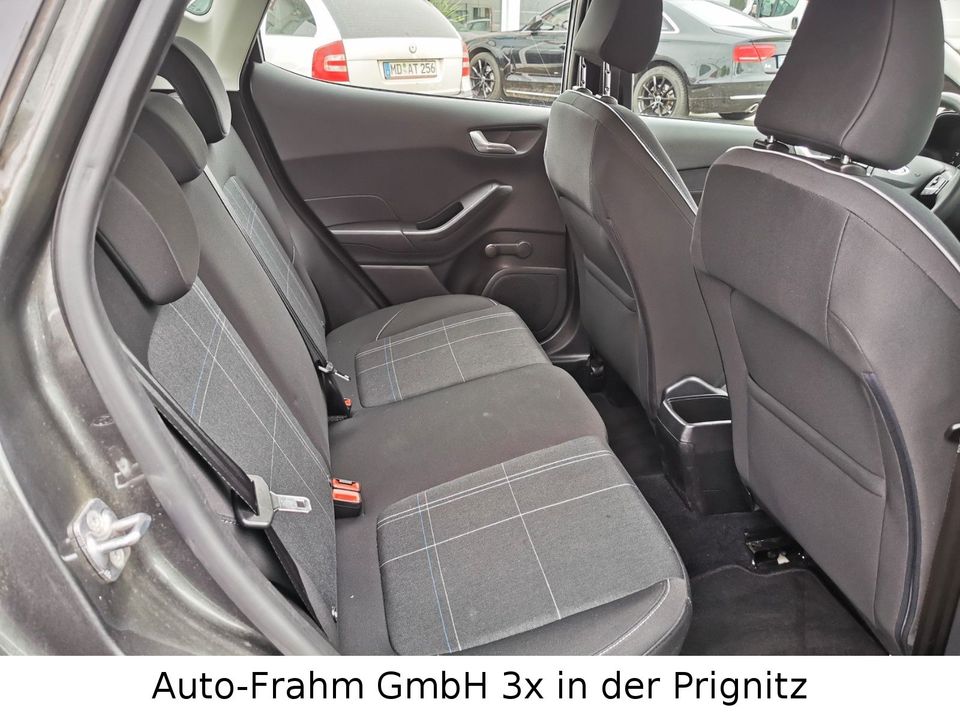 Ford Fiesta Cool & Connect SHZ LENKRADHEIZUNG in Wittenberge