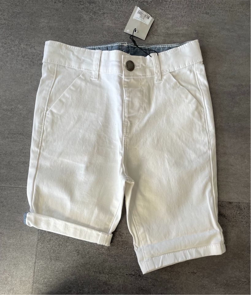 Jungs Shorts Gr. 98 weiß NEU in Graben-Neudorf