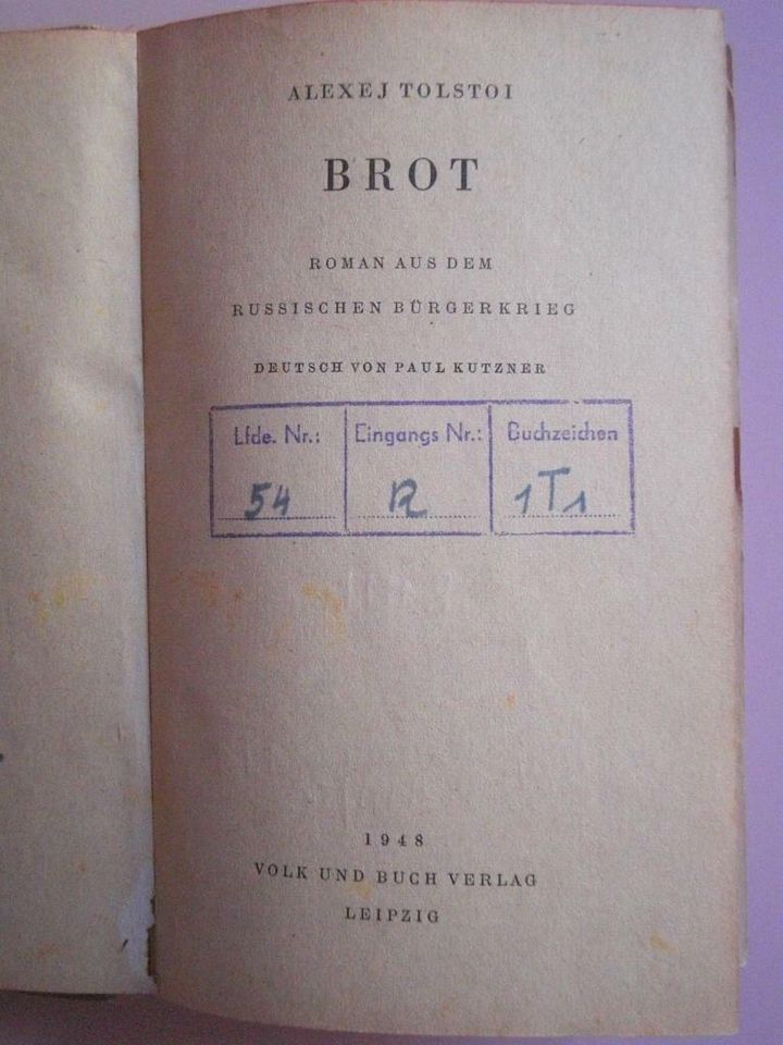 "Brot“ Alexej Tolstoi, "Die Troza“ B. Traven, + 2 weitere Bücher in Greiz