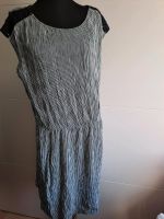 Esprit Kleid gestreift Sommerkleid 42 Duisburg - Walsum Vorschau