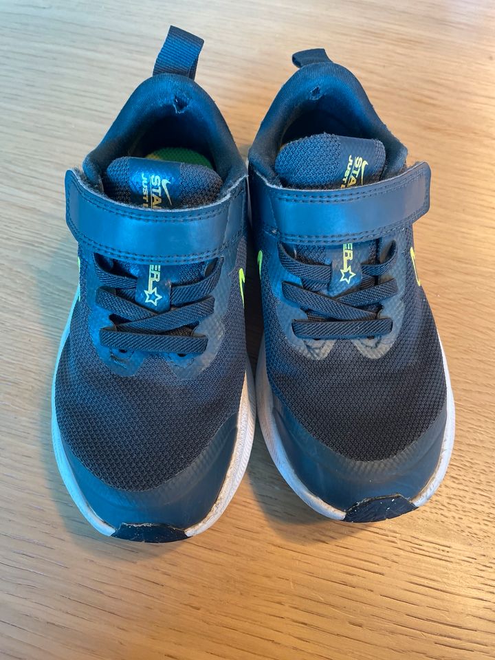 Nike „Starrunner“ Sneakers blau/neon gelb Gr 28 in Hürth