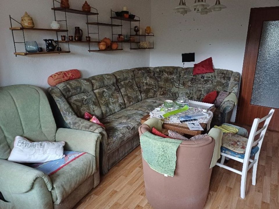 zu verschenken ein komplettes schlafzimer sofa sessel tisch in Leipzig