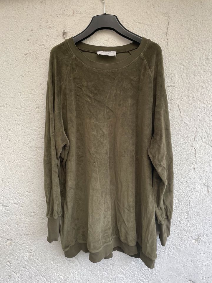 Otherwise Vegan Knit schöner sweater aus oliv grünem Samt xxl in Krefeld