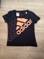 Sportshirt Shirt Adidas Mädchen Gr 128 Duisburg - Rumeln-Kaldenhausen Vorschau