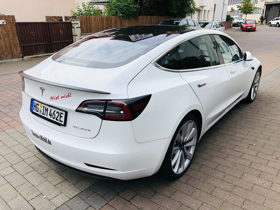 MIETEN Tesla Model 3/Y Performance weiß - eAuto Abo-Langzeitmiete in Friedrichsdorf