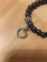 Armband graue Perlen mit Herzanhänger Nordrhein-Westfalen - Mönchengladbach Vorschau