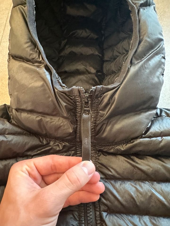 Stone Island Daunenjacke | mit Rechnung | Größe S | Neu | Schwarz in Erfurt