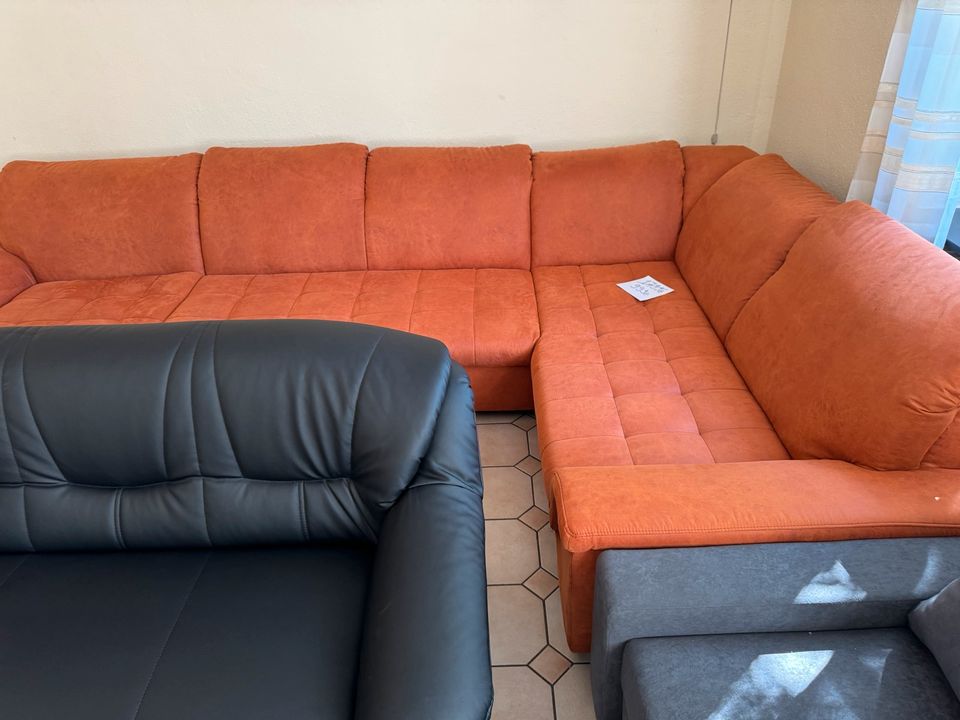 Sofa Ecksofa Cauch Sessel Wohnlandschaft in Wietzen