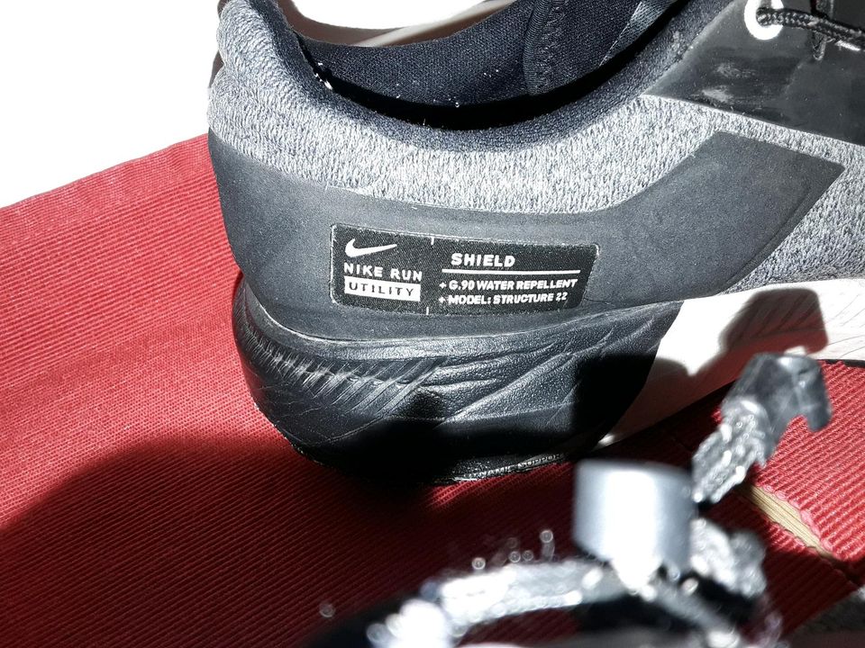 Schuhe für Männer Nike Run Untility.Gr 44 in Bremen