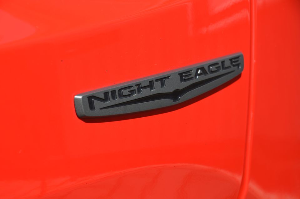 Jeep Renegade Night Eagle FW/DLED/AHK/PDC/BE.LENKRAD in Uplengen