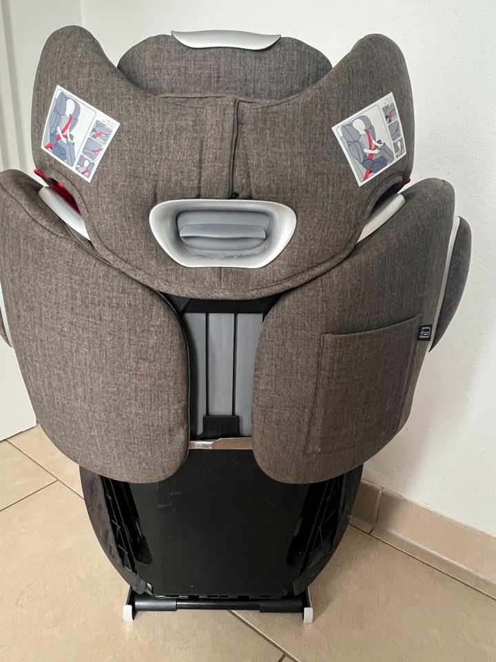 Cybex Solution M-Fix Autositz 15-36kg mit Isofix in Abensberg