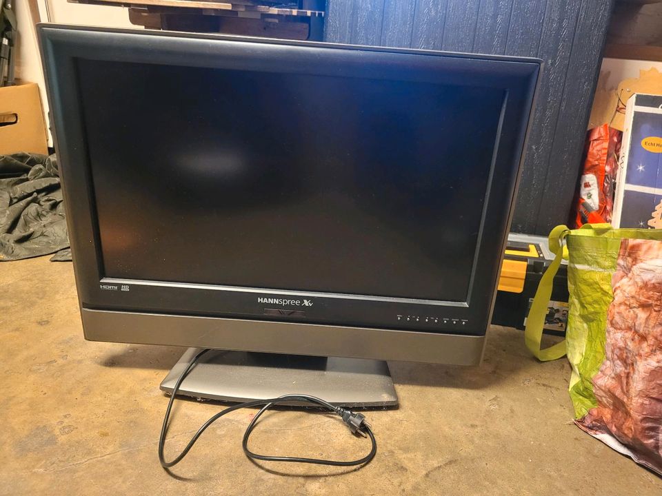 LCD TV HANNspree 32 Zoll in Braunschweig