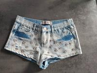 Jeans shorts, Blumen, Glitzersteine, 36, Denim&Co Rheinland-Pfalz - Mayen Vorschau