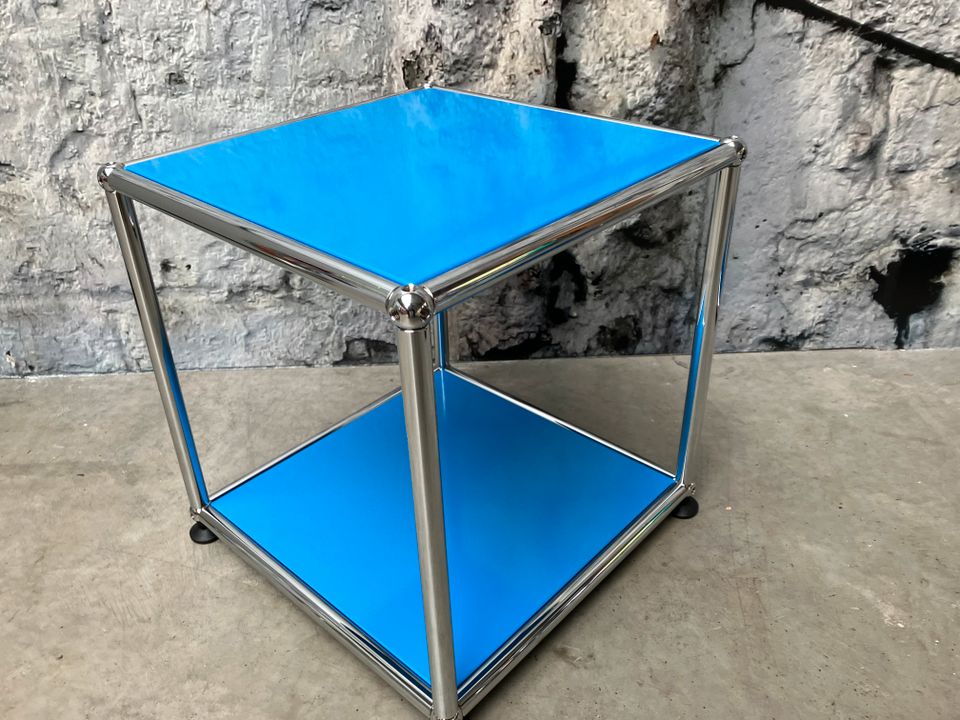 USM Haller Tisch Beistelltisch Couchtisch Blau Lichtblau 35 x 35 in Stuttgart