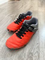 Kipsta Fußballschuhe Halle für Kinder Größe 32 Nordrhein-Westfalen - Frechen Vorschau