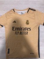 Real Madrid Trikot Größe 176 Baden-Württemberg - Dornstadt Vorschau